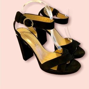 BCBGMaxAzria black high heel shoes  Size 39